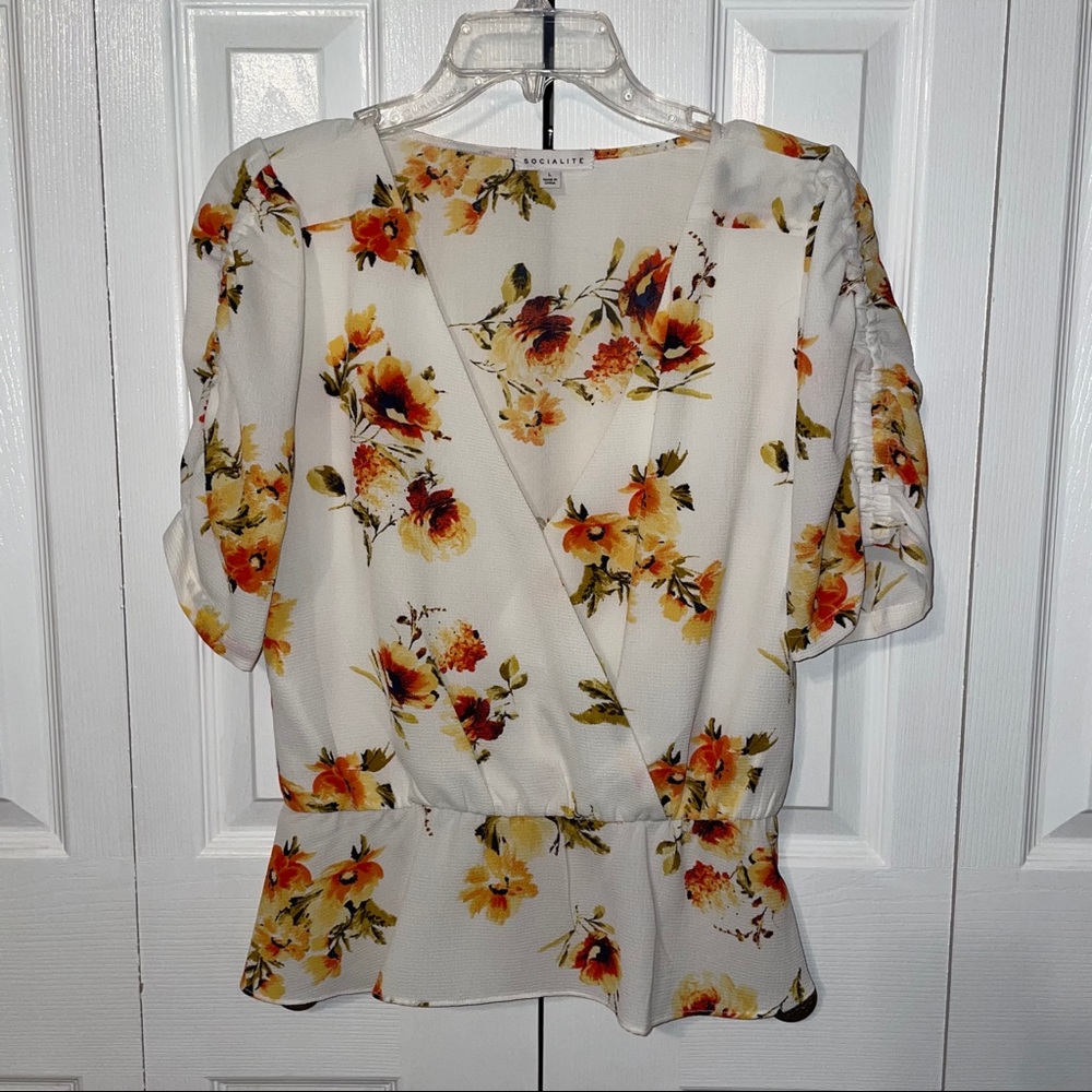 Socialite Floral Peplum Blouse